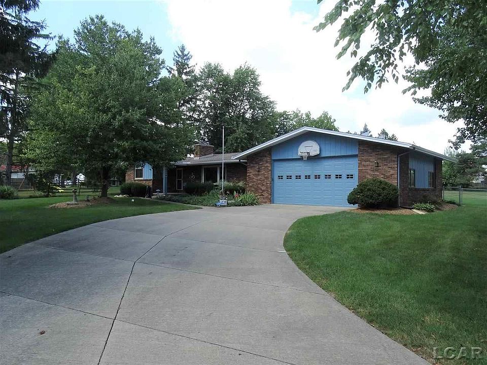 1238 Madison Dr, Adrian, MI 49221 Zillow