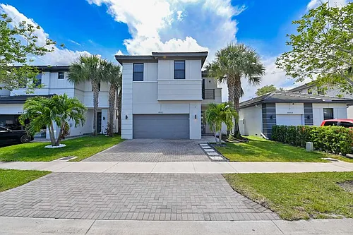 4963 Whispering Way Photo 1