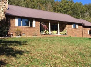 182 Right Frk Garretts Crk Rd, Wayne, WV 25570