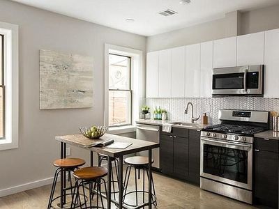 64 Frankfort St APT 3, Boston, MA, 02128