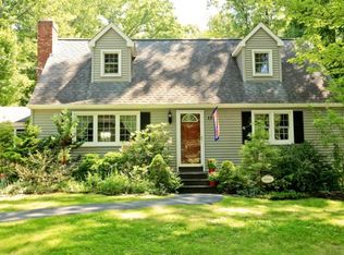 2464 Ridge St, Yorktown Heights, NY 10598