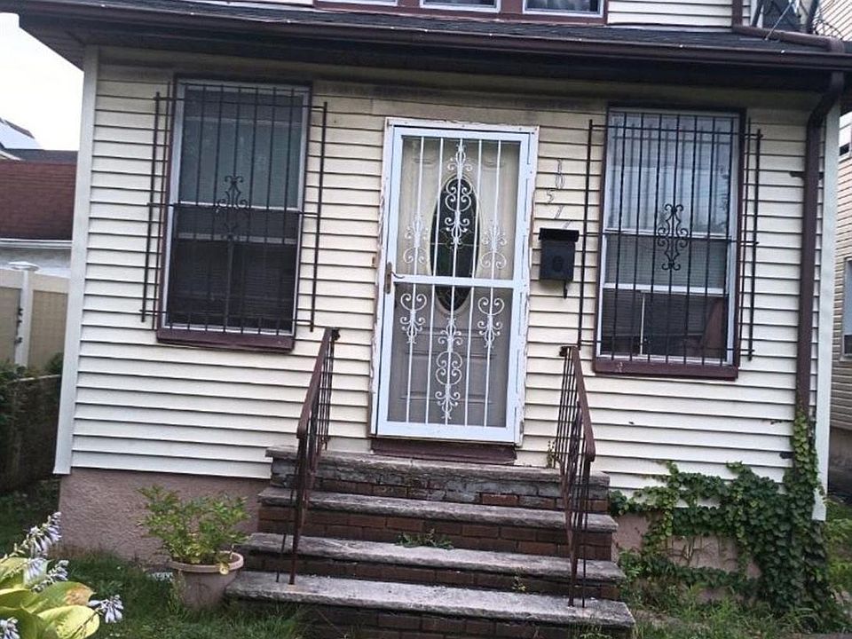 1st image of 105-11 189th Street