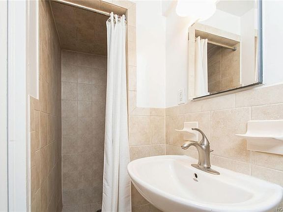 5th image of 555 Broadway APT 4A