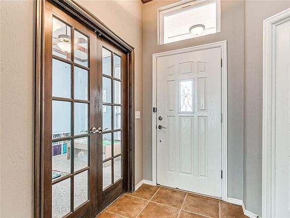 3rd image of 16112 Vallejo Pl