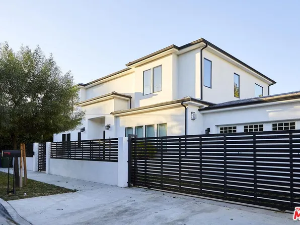 18911 Hatteras St, Tarzana, CA 91356