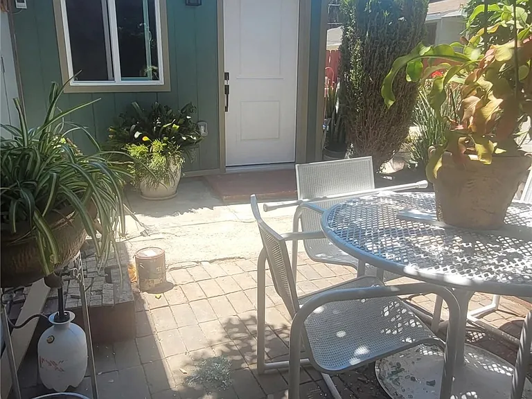 1630 Middleton Pl — Photo 5
