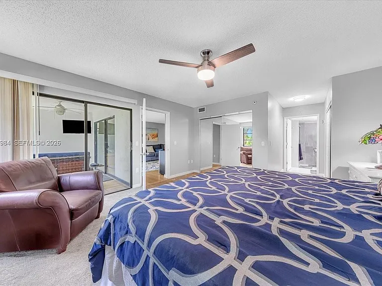 2240 N Cypress Bend Dr #204 — Photo 21