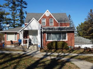 314 W 4th St, Monticello, IA 52310