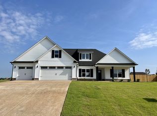 121 Strawberry Ridge Dr, Medina, TN 38355