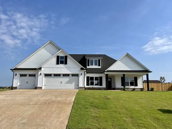 121 Strawberry Ridge Dr, Medina, TN 38355