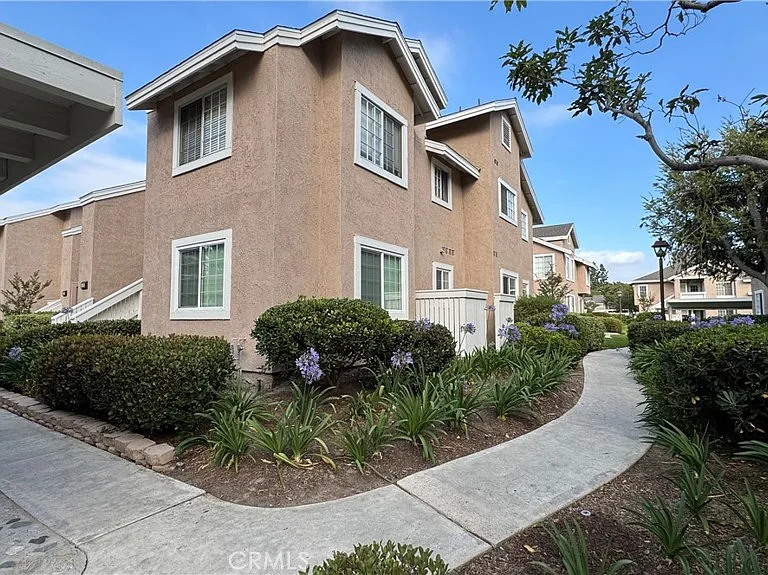 14 Woodleaf — Photo 21