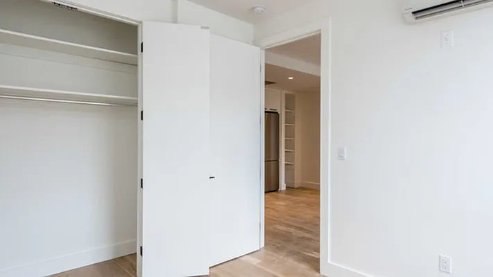 Rented by Nooklyn NYC LLC | media 31