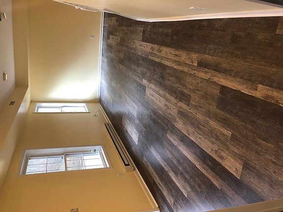 Lakeview living room 