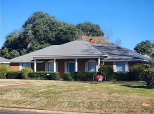 127 S Williams Ave, Natchitoches, LA 71457