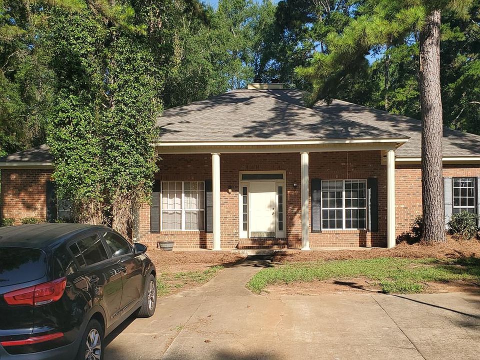 1st image of 3820 Mayfair Ln