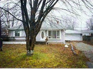 2823 2nd St, Monroe, MI 48162