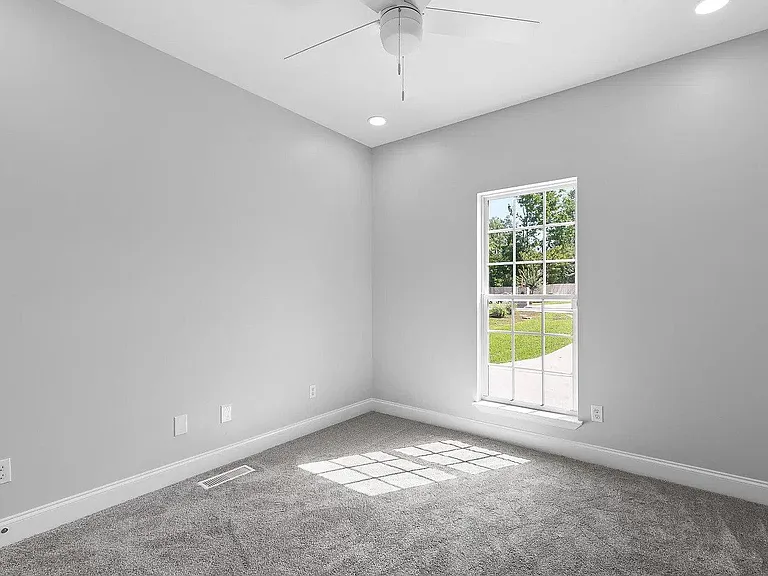 1833 Holly Oak Ln — Photo 16
