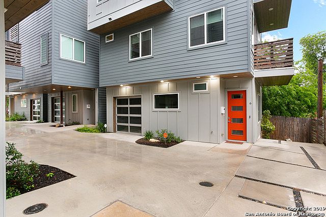 1st image of 930 W Craig Pl #6