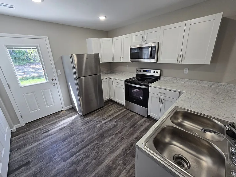 101 Goldfinch Dr — Photo 33