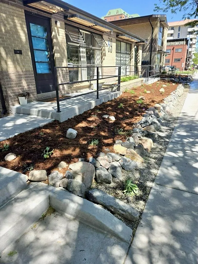 39 N Emerson St — Photo 1
