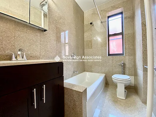 Rented by Sovereign Associates | media 9