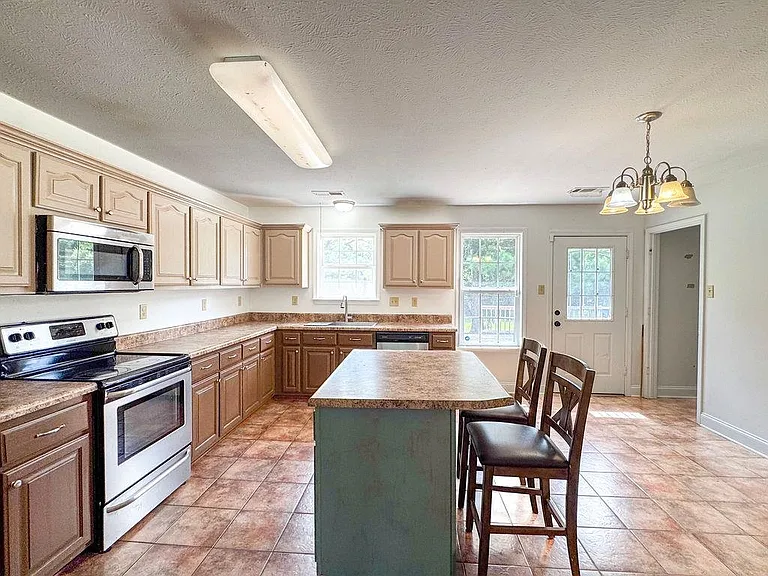 82 Wilkinsville Rd W — Photo 13