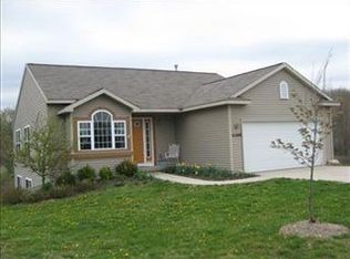 11203 Barnsley Rd SE, Lowell, MI 49331