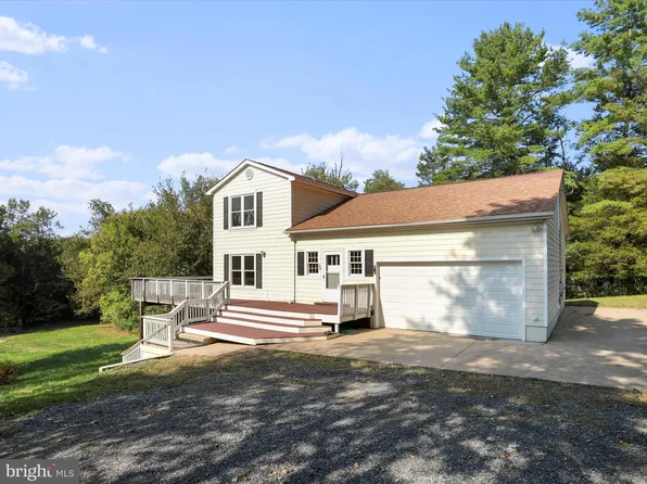 5475 Howellsville Rd, Front Royal, VA 22630