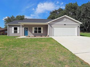 1910 El Rio Dr, Cape Girardeau, MO 63701