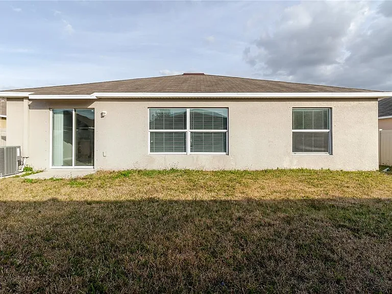 304 Cascade Bend Dr — Photo 26