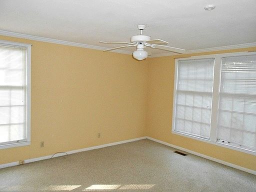 2nd image of 2413 Westwood Dr