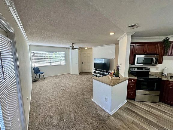 5th image of 3524 Paseo De Los Americanos Unit 105