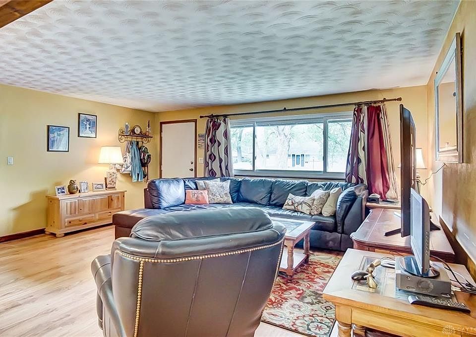 1st image of 2000 Lynpark Ave