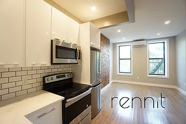 Rented by Rennit Inc.