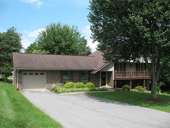 2nd image of 1409 Johnson Dr