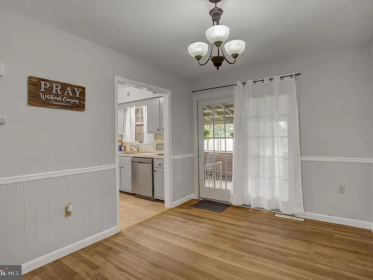 708 Cumberland Ave — Photo 5