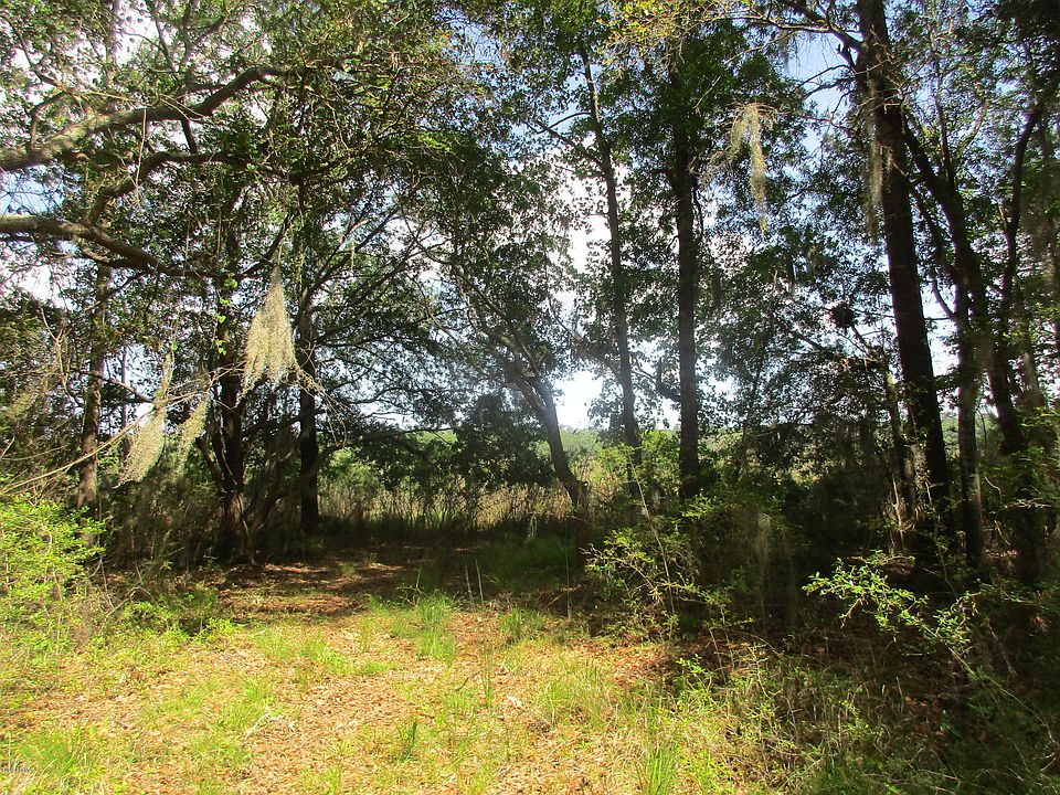 2nd image of Tuckaway Run