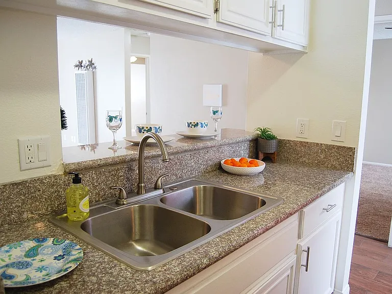 4303 Elm Ave — Photo 13