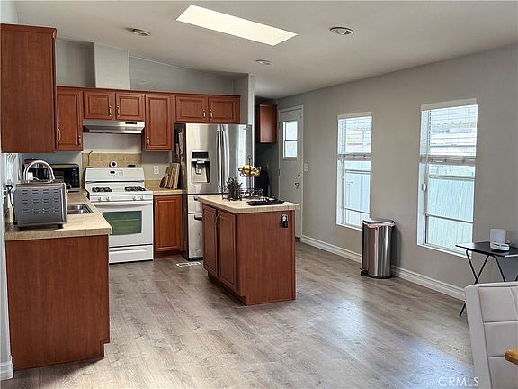 3rd image of 9080 Bloomfield Ave Space 295