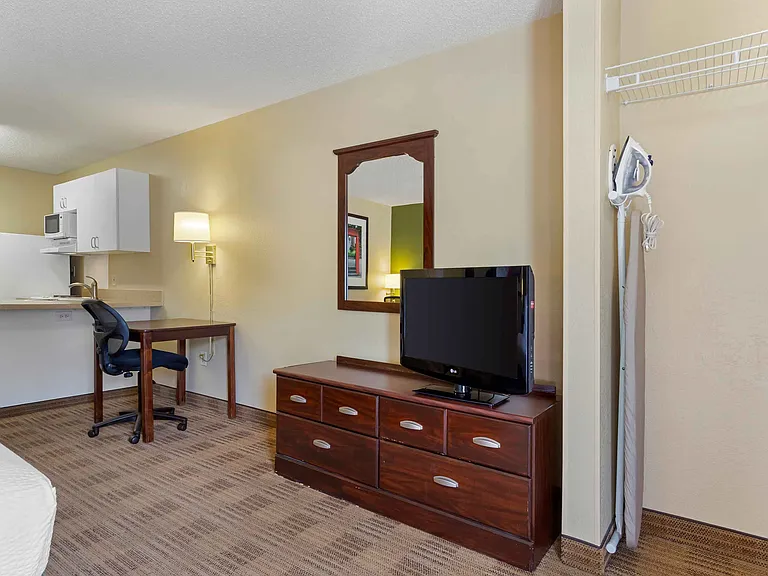 Studio Suite - 1 King Bed