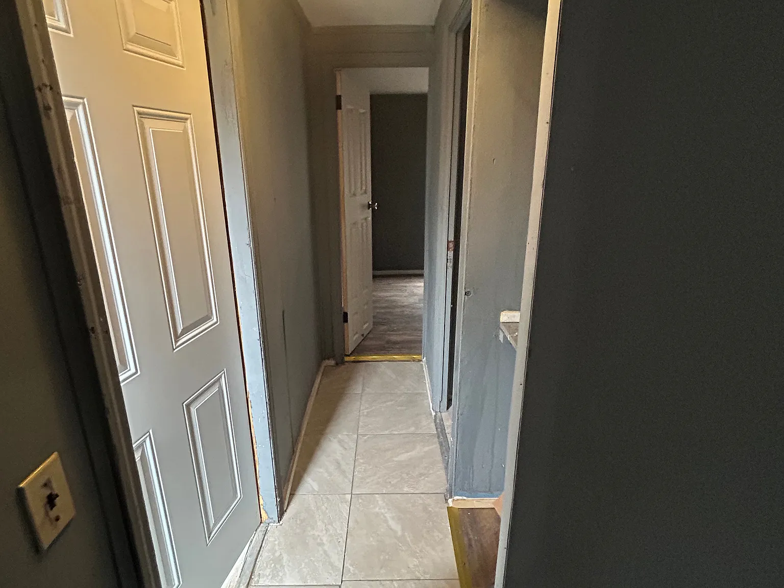 2 bed, 1.5 bath, $650 — Photo 3