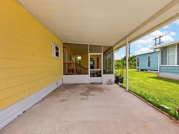 5th image of 230 Windsor Dr #230