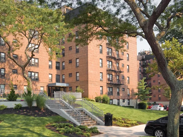 20-26 Seagirt Boulevard