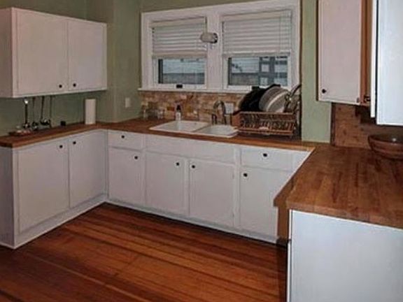 3rd image of 705 W 3rd St