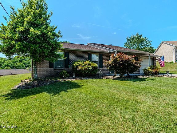 3rd image of 2148 Tuscany Gardens Dr
