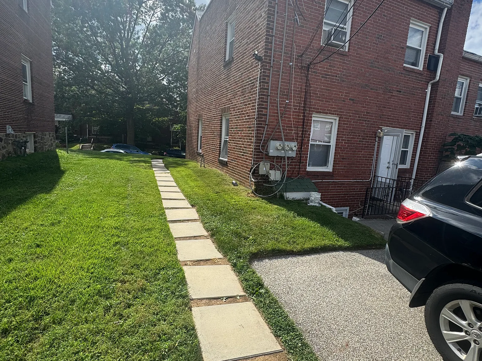 2 bed, 1500 sqft, $1,500 — Photo 4