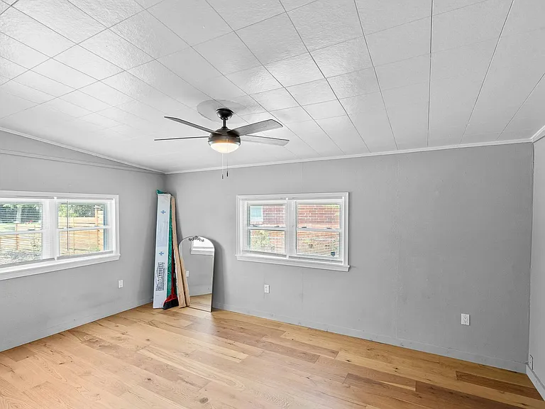 212 SE Kalash Rd — Photo 22