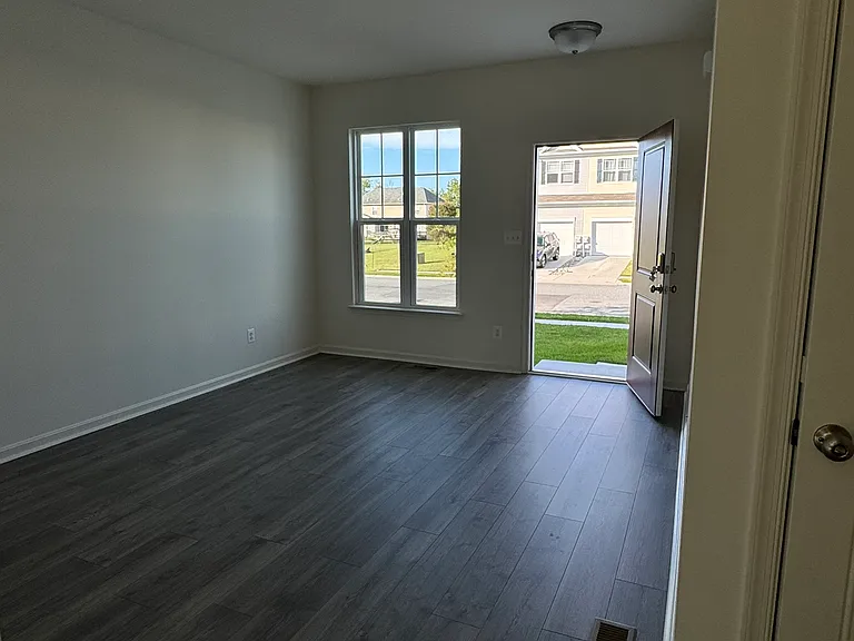 318 Appleby School Rd — Photo 4