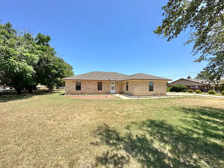 108 Meadow Lake Ln — Photo 3