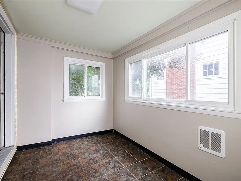 1619 South Ave — Photo 13